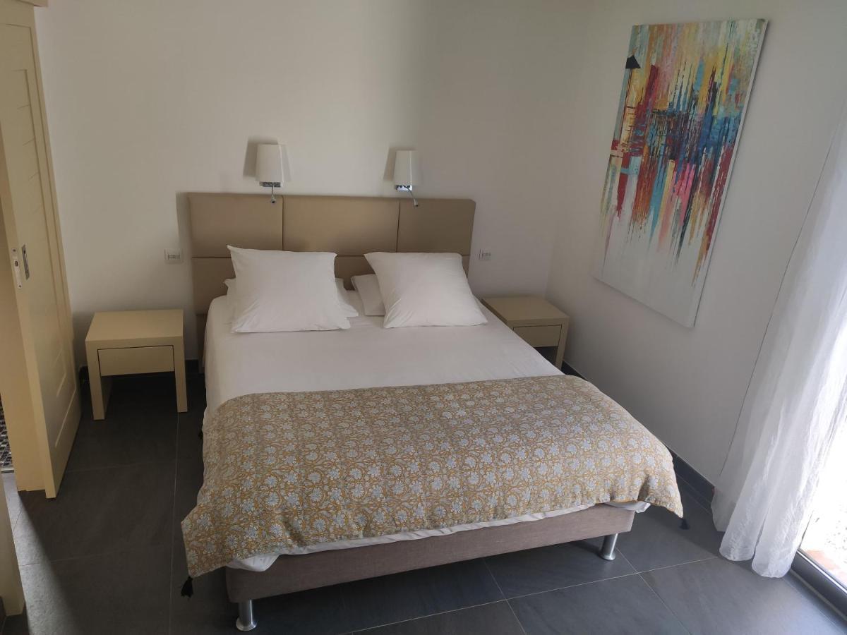 Villa Otilia-Bed And Breakfast-Chambres D'Hotes En Provence Rians  Екстериор снимка