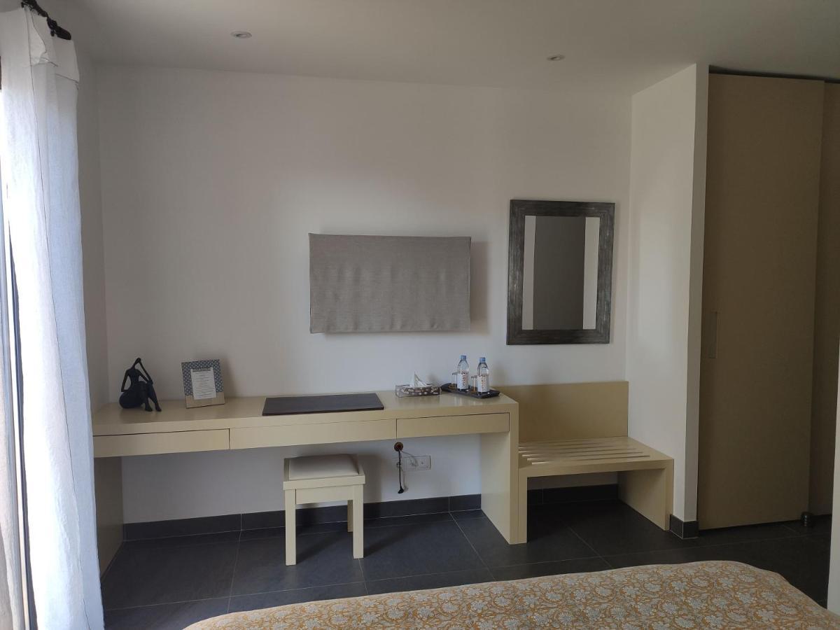 Villa Otilia-Bed And Breakfast-Chambres D'Hotes En Provence Rians  Екстериор снимка